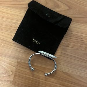 Biko cuff bracelet with cloth holder